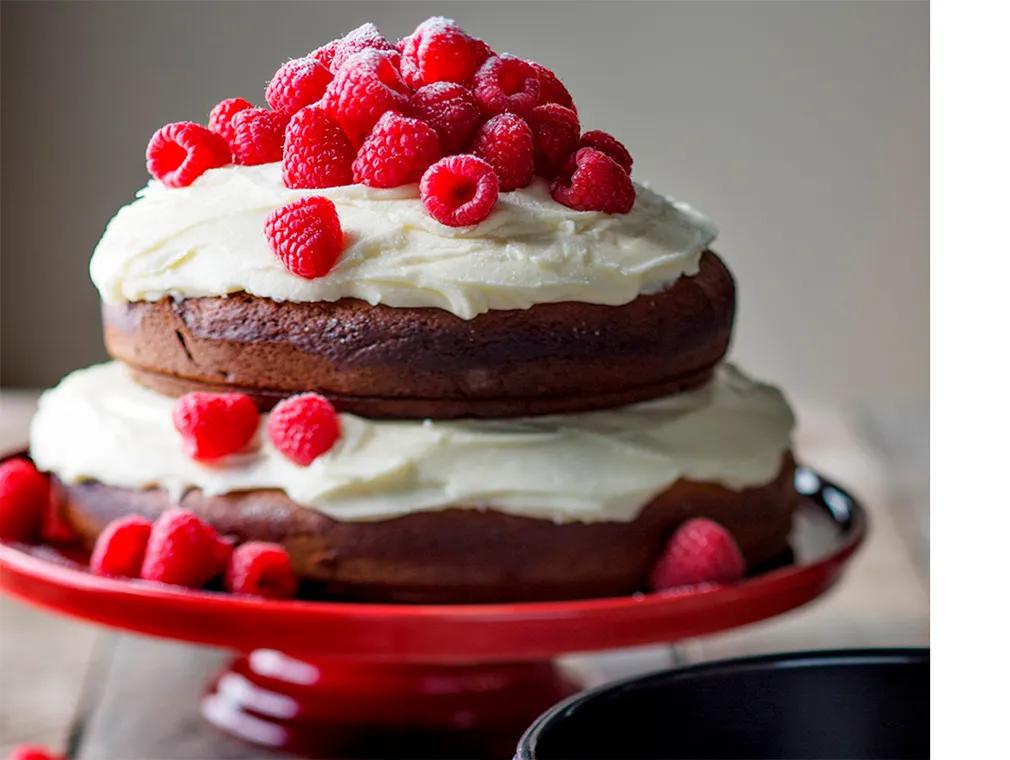 2 Tier Vanilla Cake